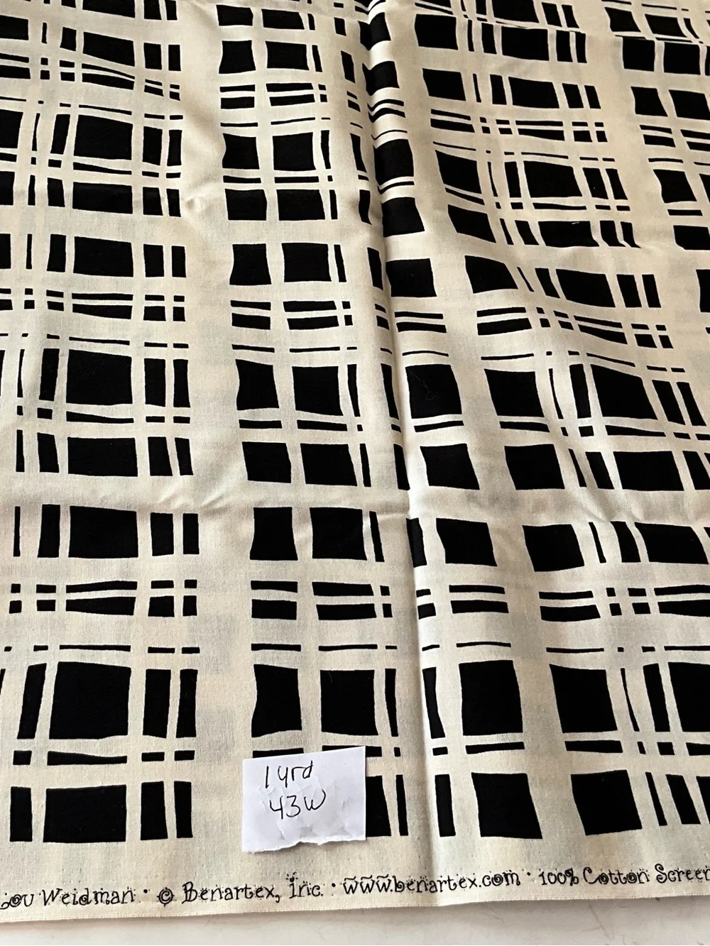 Quilting Sewing Fabric COLLAGE Novelty Cotton Quilting Remnants Lot Black White